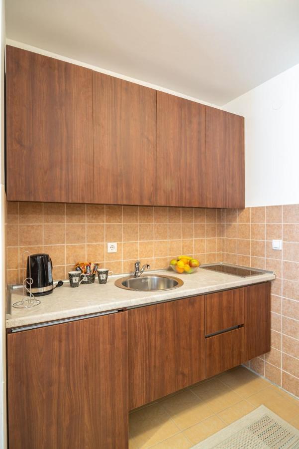 Apartman Eros Vrnjačka Banja Exteriör bild
