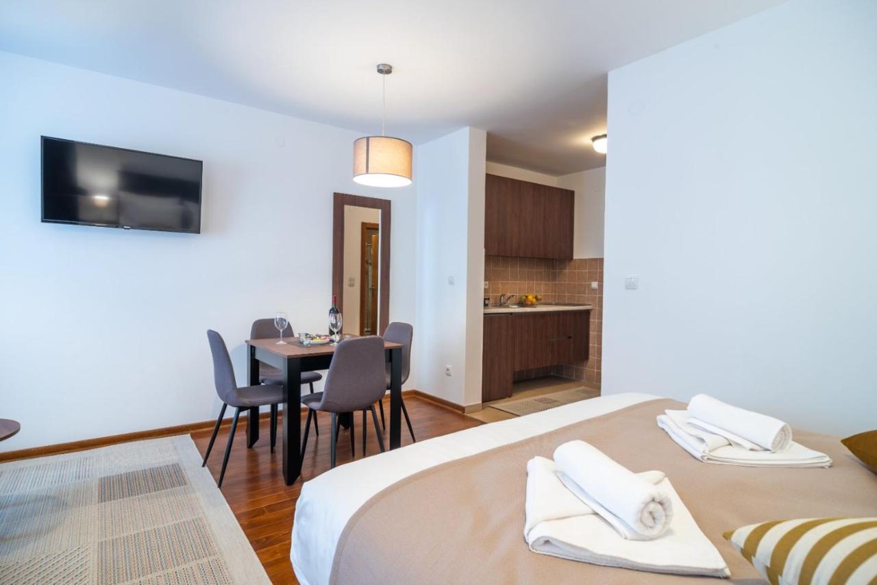 Apartman Eros Vrnjačka Banja Exteriör bild