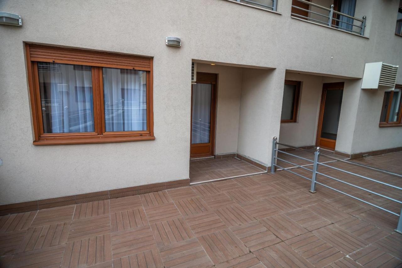 Apartman Eros Vrnjačka Banja Exteriör bild